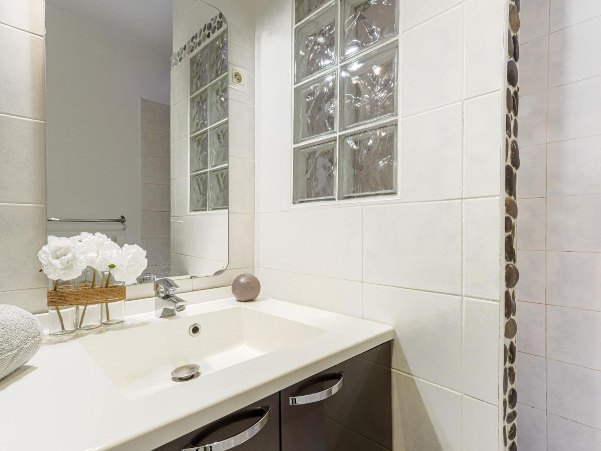 Apartment Les Yuccas Promenade Des Anglais By Interhome Ницца Экстерьер фото