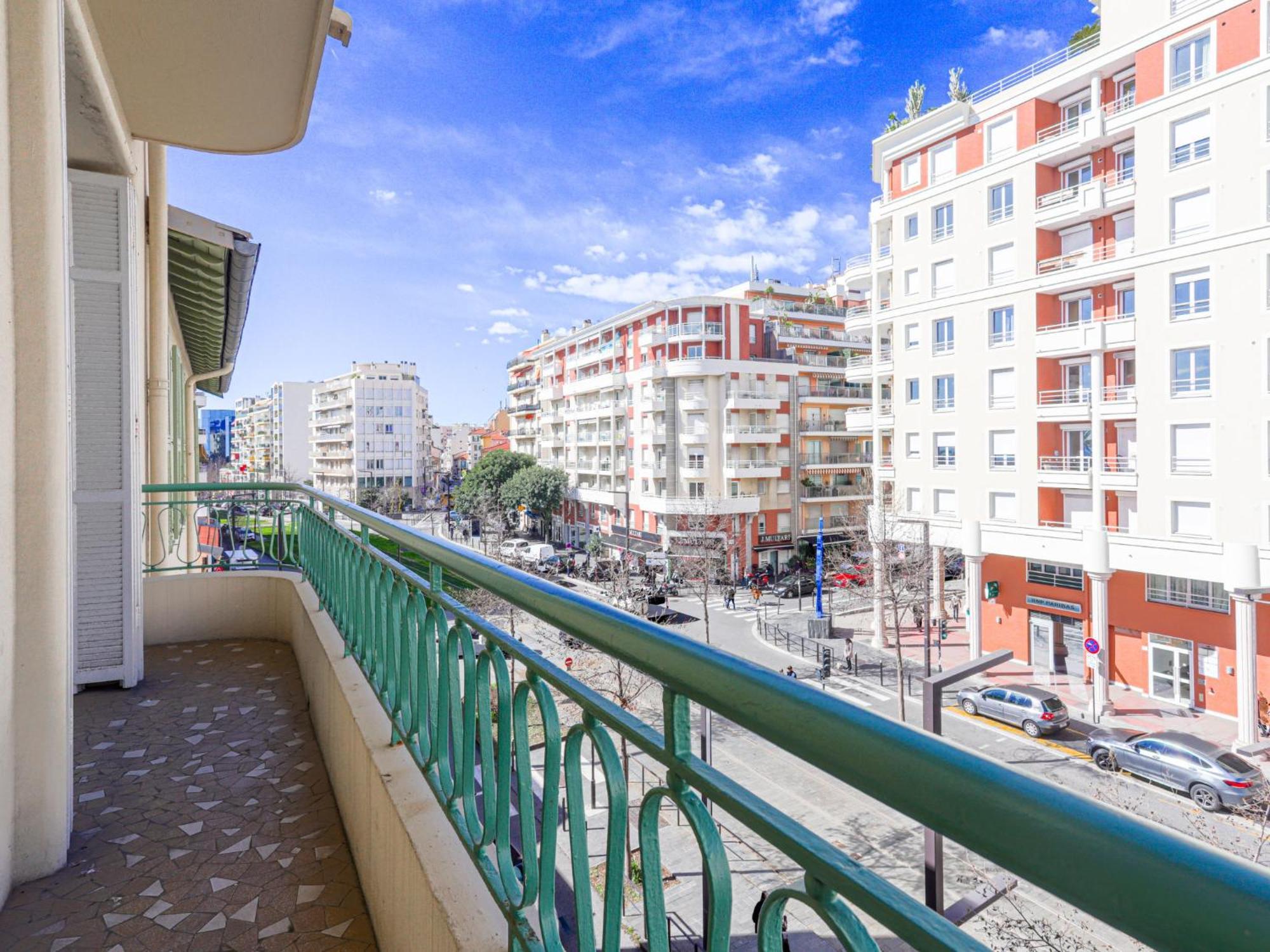 Apartment Les Yuccas Promenade Des Anglais By Interhome Ницца Экстерьер фото